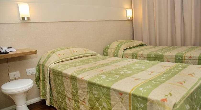 Vicz Hotel Curitiba Luaran gambar