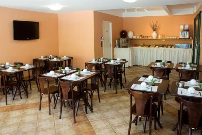 Vicz Hotel Curitiba Luaran gambar