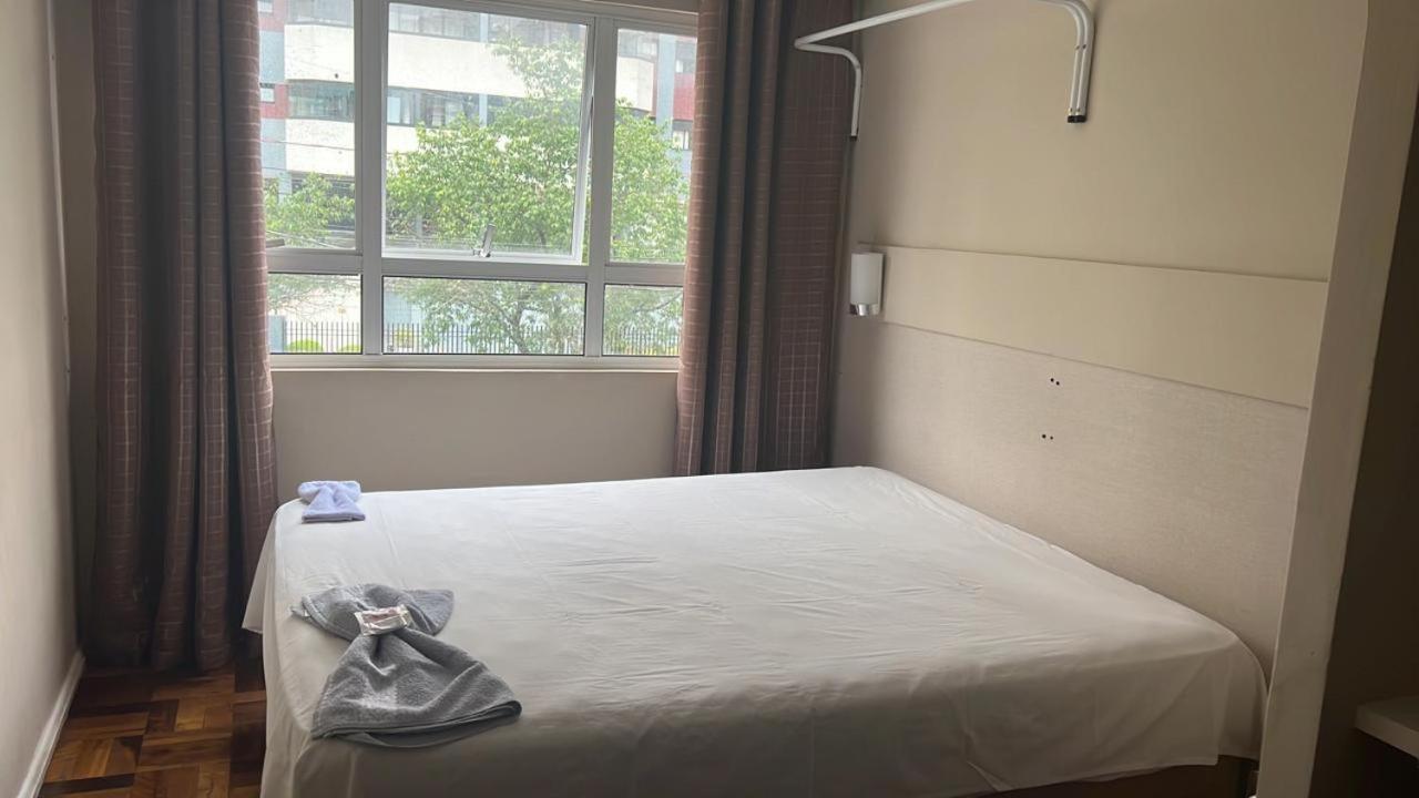 Vicz Hotel Curitiba Luaran gambar